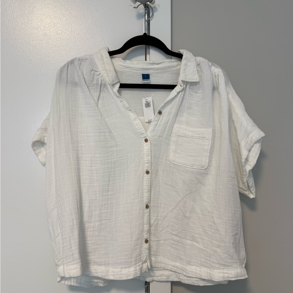 Old Navy Ivory Short Sleeve Shirt